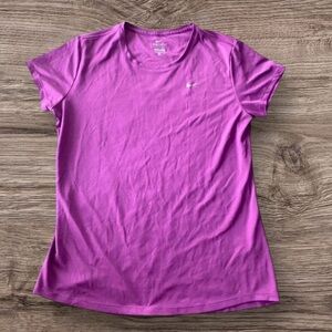 NIKE WOMENS LARGE DRI FIT FALL WINTER  TOP SHIRT SUMMER CASUAL ATHLETIC SIZE L